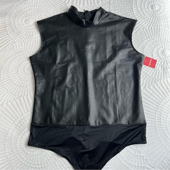 SPANX Mock Neck Bodysuit in Luxe Black Size XXL / 2X - Picture 3 of 8